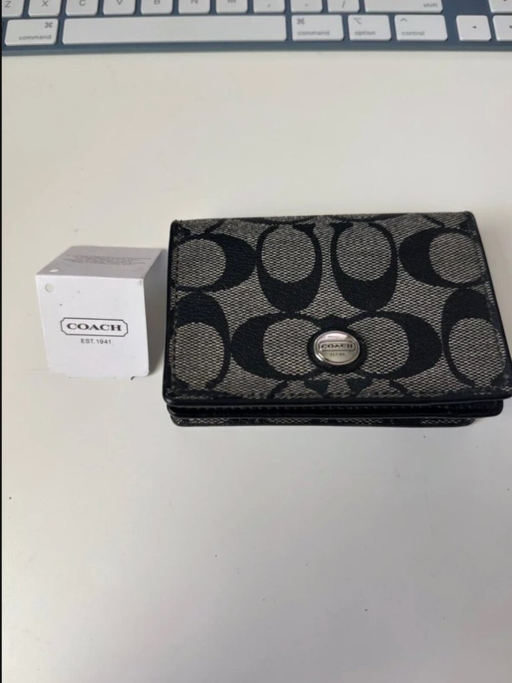 Coach Peyton Signature Business Card Case